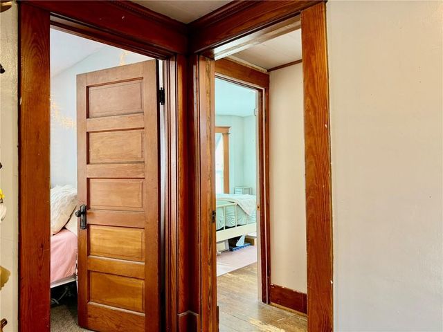 221 W 7th Street, Maryville, MO 64468