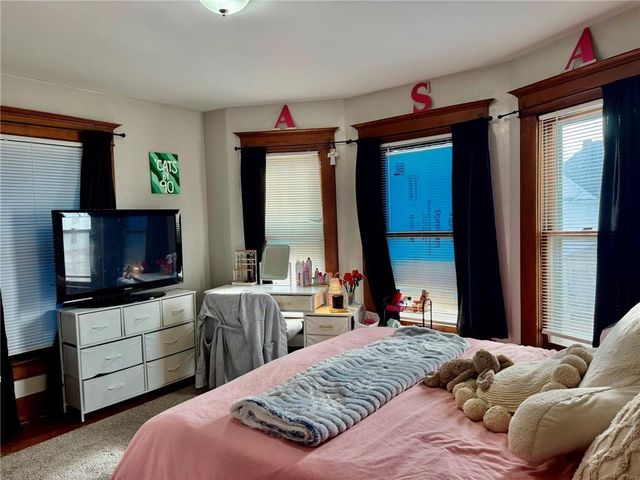 221 W 7th Street, Maryville, MO 64468