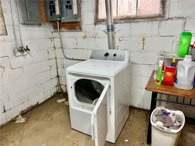 221 W 7th Street, Maryville, MO 64468