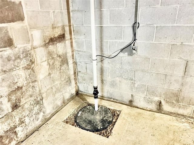 221 W 7th Street, Maryville, MO 64468