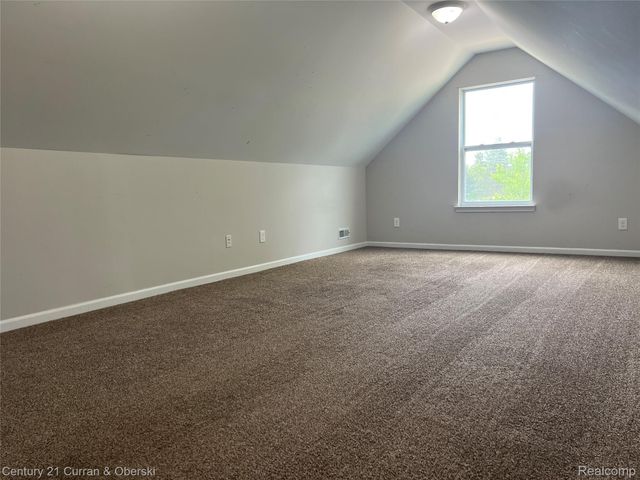 3493 Silver Stone Drive 5, Milford Charter Township, MI 48380
