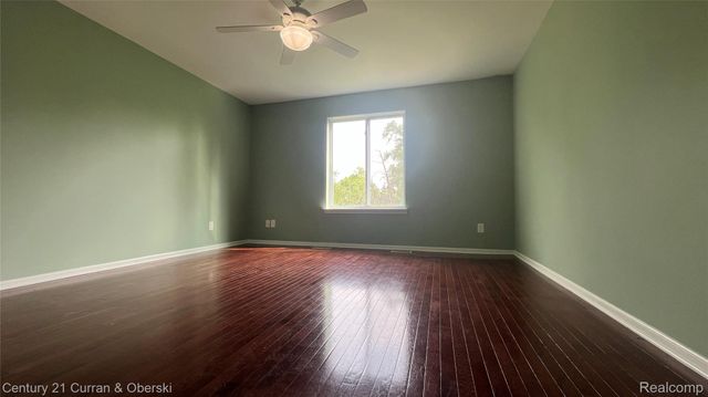 3493 Silver Stone Drive 5, Milford Charter Township, MI 48380