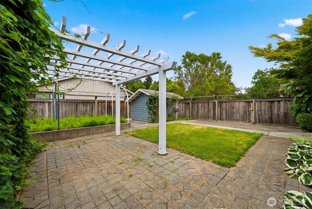 803 Bonney Avenue, Sumner, WA 98390
