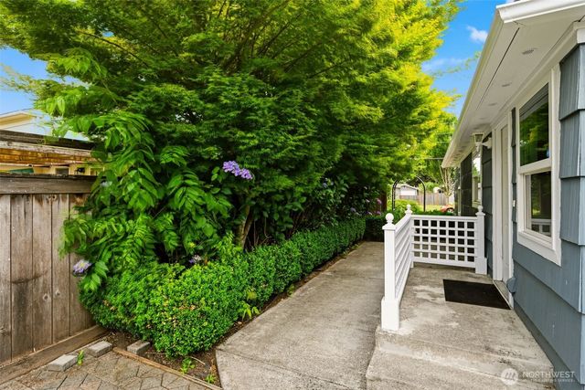 803 Bonney Avenue, Sumner, WA 98390