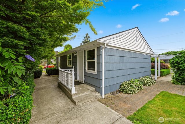 803 Bonney Avenue, Sumner, WA 98390