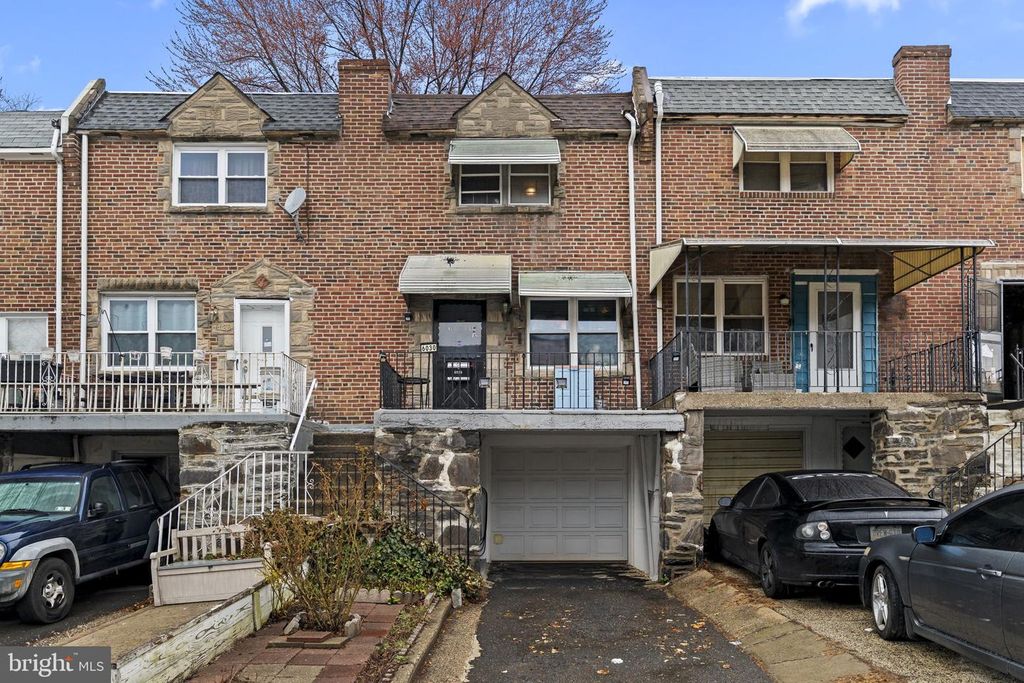 6030 NEWTOWN AVE, Philadelphia, PA 19111