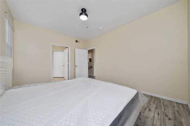 3280 SOHO STREET 201, Orlando, FL 32835
