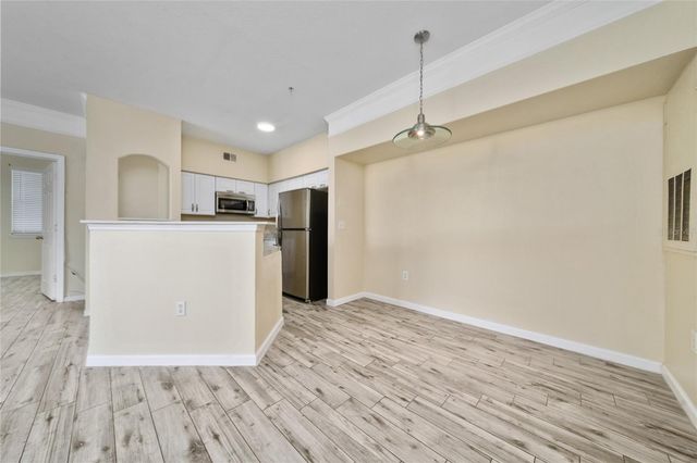 3280 SOHO STREET 201, Orlando, FL 32835
