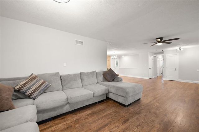 14505 Leipard Lane, Platte City, MO 64079