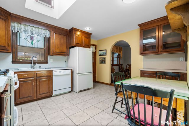 1 Sachem Drive, North Haven, CT 06473