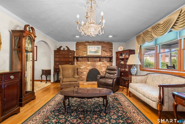 1 Sachem Drive, North Haven, CT 06473