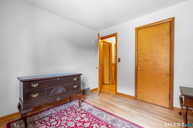 1 Sachem Drive, North Haven, CT 06473