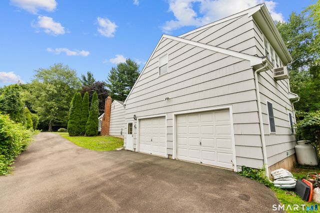 1 Sachem Drive, North Haven, CT 06473
