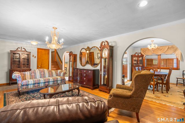 1 Sachem Drive, North Haven, CT 06473
