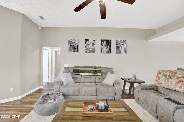 9121 Indian Bluff Road, Youngstown, FL 32466