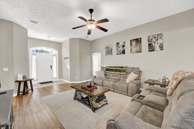 9121 Indian Bluff Road, Youngstown, FL 32466