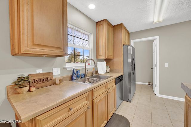 9121 Indian Bluff Road, Youngstown, FL 32466