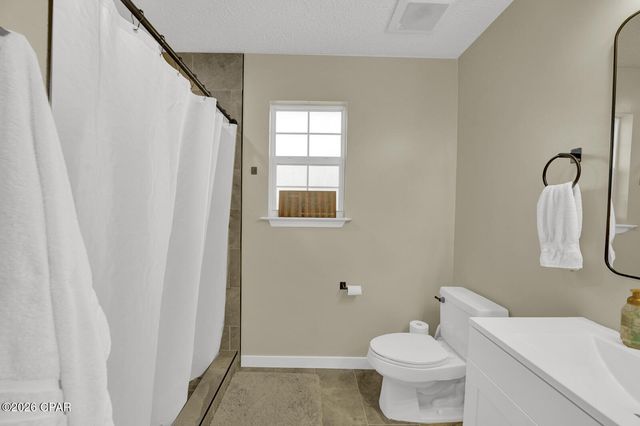 9121 Indian Bluff Road, Youngstown, FL 32466