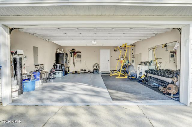 9121 Indian Bluff Road, Youngstown, FL 32466