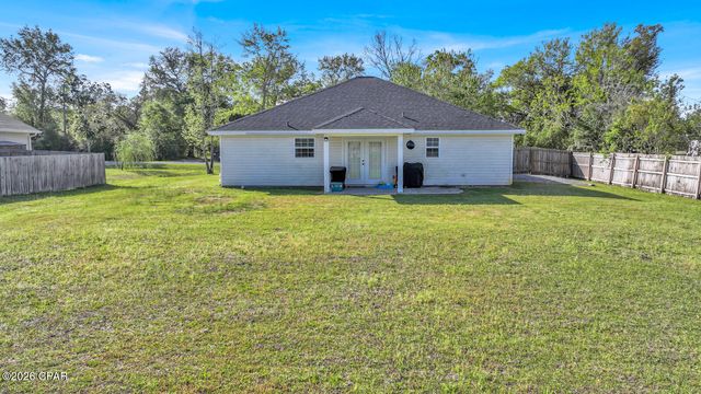 9121 Indian Bluff Road, Youngstown, FL 32466