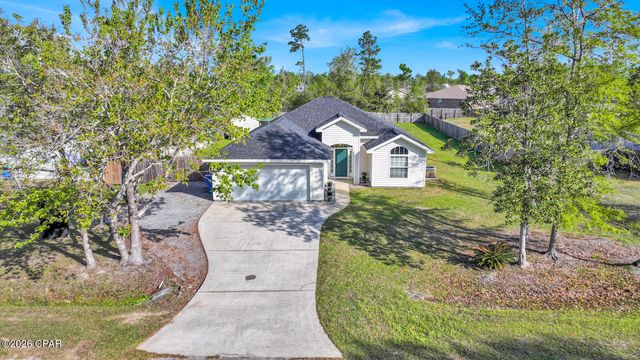 9121 Indian Bluff Road, Youngstown, FL 32466