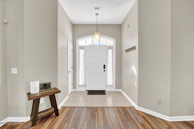 9121 Indian Bluff Road, Youngstown, FL 32466