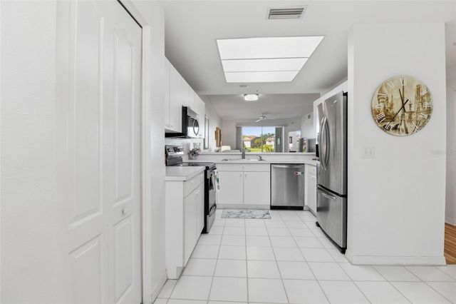 5230 HYLAND HILLS AVENUE 1315, Sarasota, FL 34241