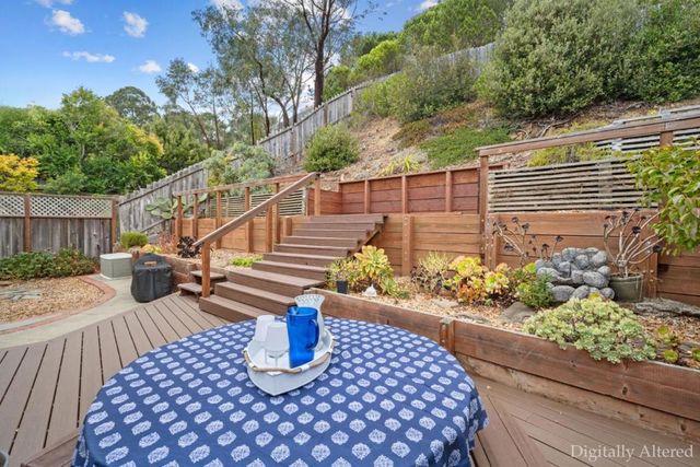 1012 Banyan Way, Pacifica, CA 94044