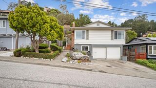 1012 Banyan Way, Pacifica, CA 94044