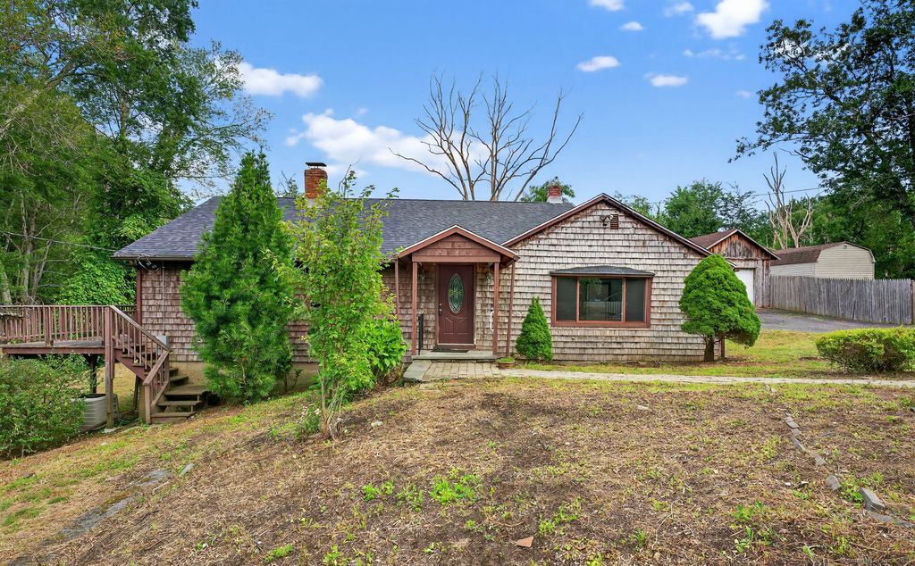 89 Brush Hill Road, Lyme, CT 06371
