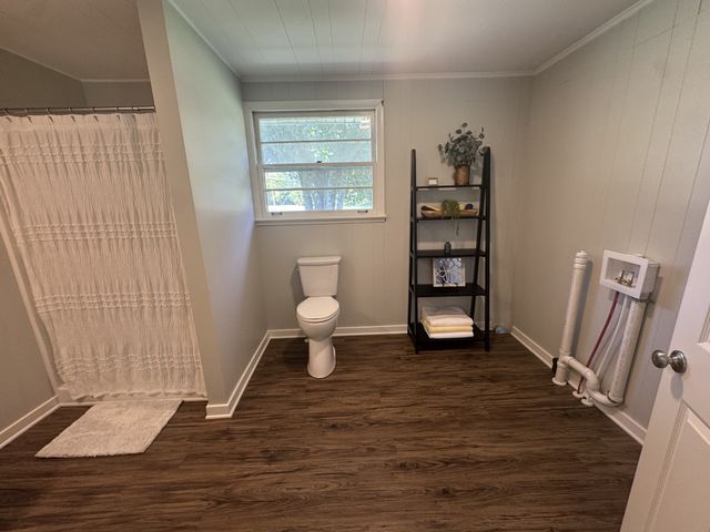 1156 Chestnut Dr, Burns, TN 37029