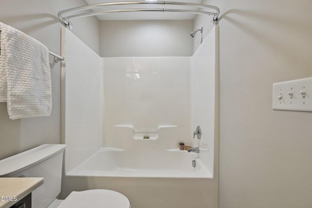 238 Beaconwood Lane, Holly Springs, NC 27540