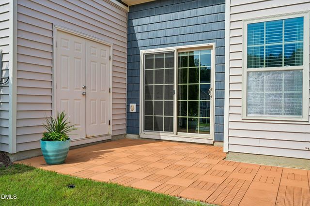 238 Beaconwood Lane, Holly Springs, NC 27540