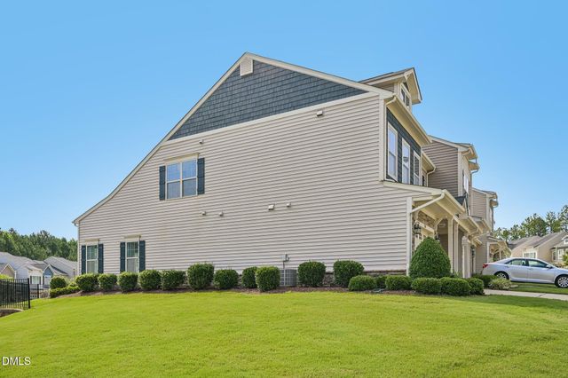 238 Beaconwood Lane, Holly Springs, NC 27540
