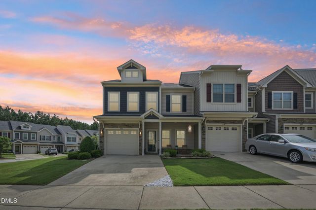 238 Beaconwood Lane, Holly Springs, NC 27540