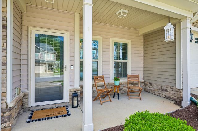 238 Beaconwood Lane, Holly Springs, NC 27540