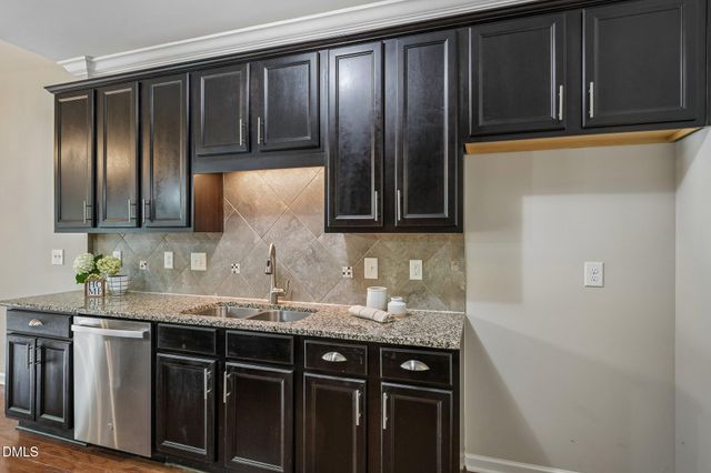 238 Beaconwood Lane, Holly Springs, NC 27540