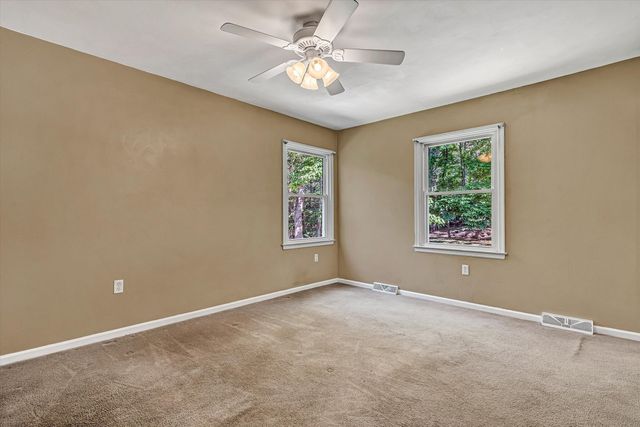 44 Shady LN, Troutville, VA 24175