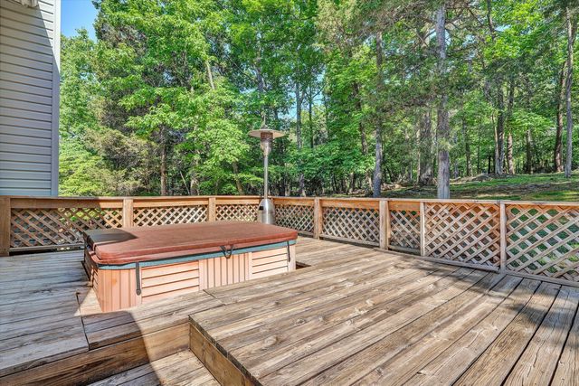 44 Shady LN, Troutville, VA 24175