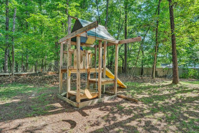 44 Shady LN, Troutville, VA 24175