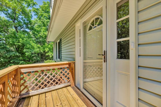 44 Shady LN, Troutville, VA 24175