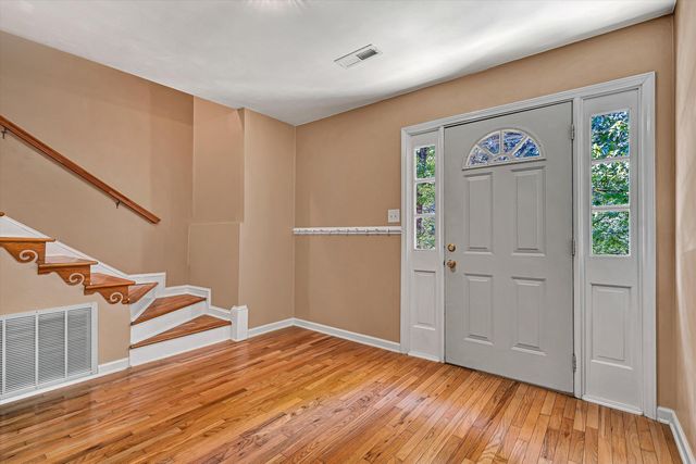 44 Shady LN, Troutville, VA 24175