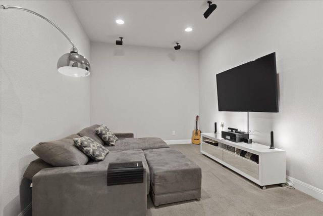 837 Bliss LN, Leander, TX 78641