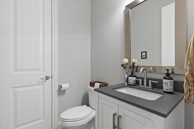 837 Bliss LN, Leander, TX 78641