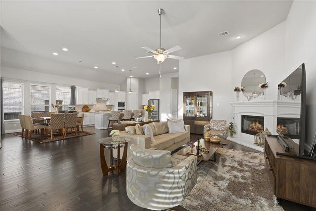 837 Bliss LN, Leander, TX 78641