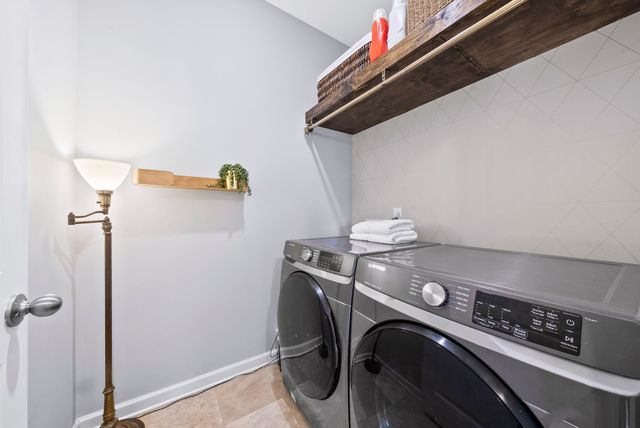 676 Prominence Rd, Columbia, TN 38401