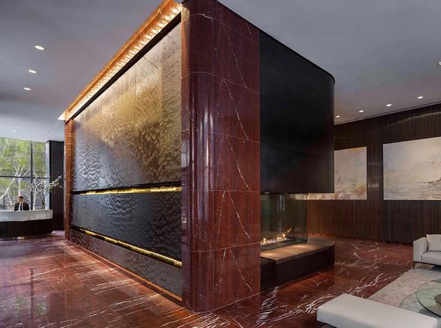 50 United Nations Plz Apt 7D, New York City, NY 10017
