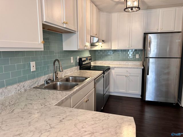 2136 Belle Grove Drive 2136, Huntsville, AL 35802
