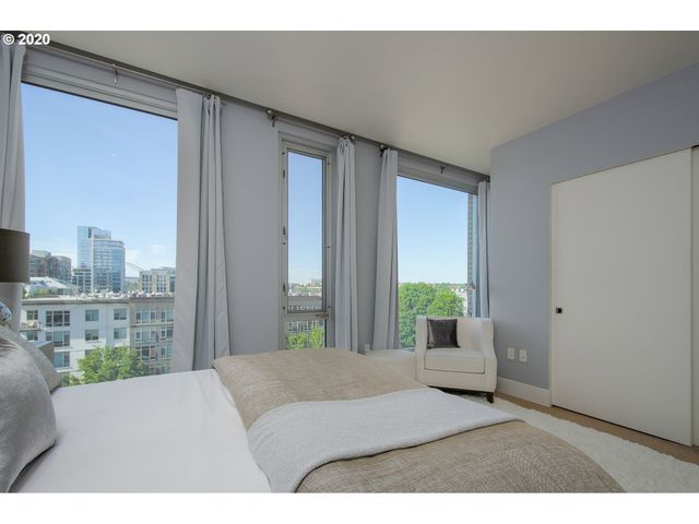 937 Nw GLISAN St 732, Portland, OR 97209