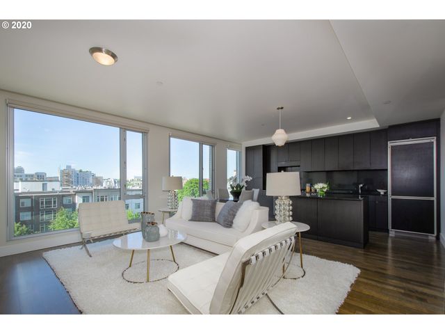 937 Nw GLISAN St 732, Portland, OR 97209